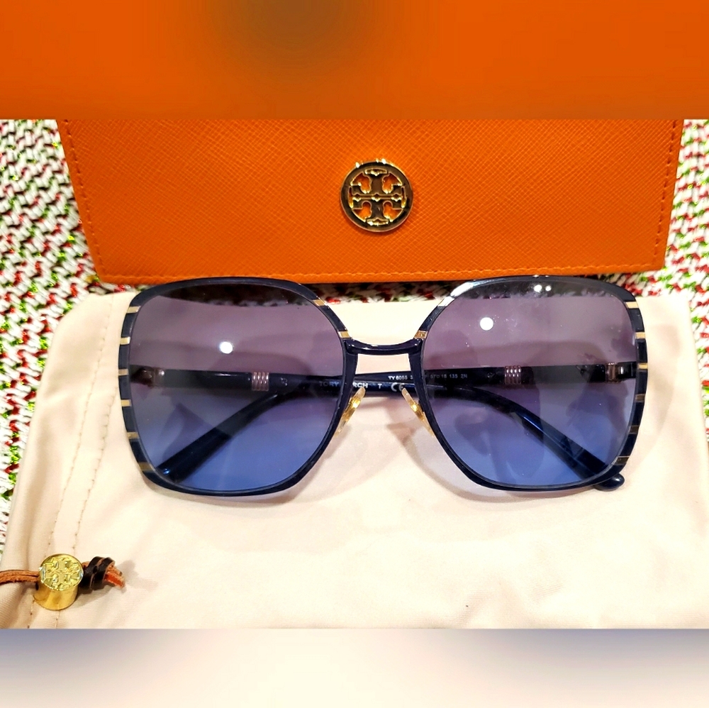Tory Burch Sunnies